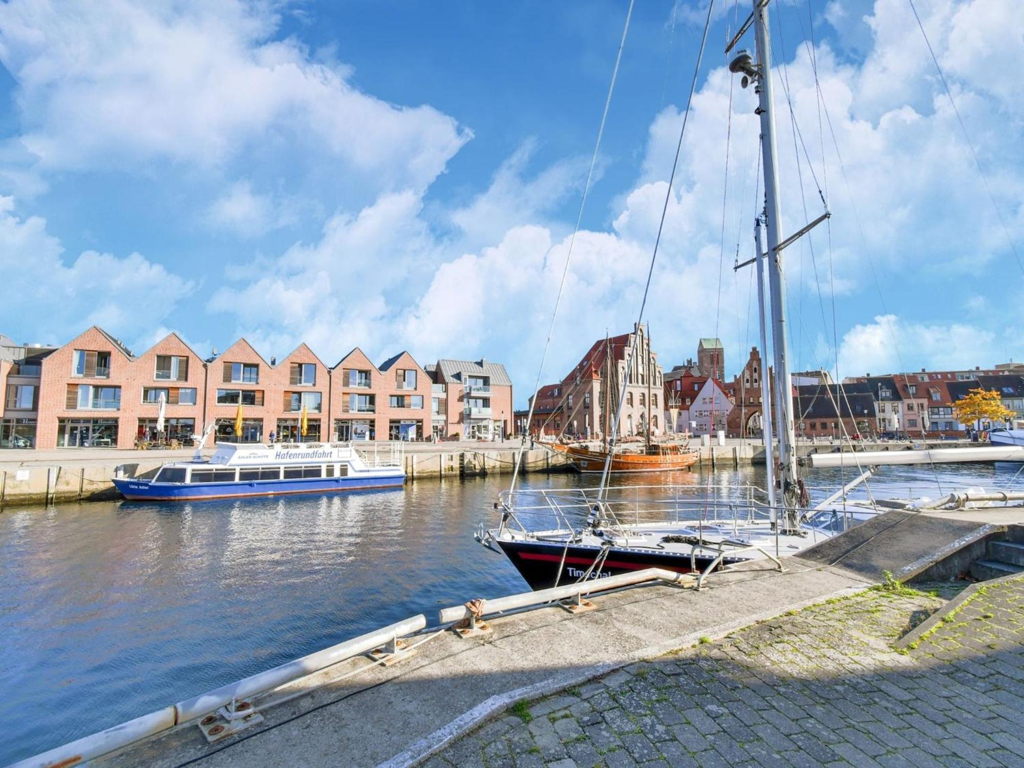 Modern Apartment In Wismar With Private Terrace Dış mekan fotoğraf