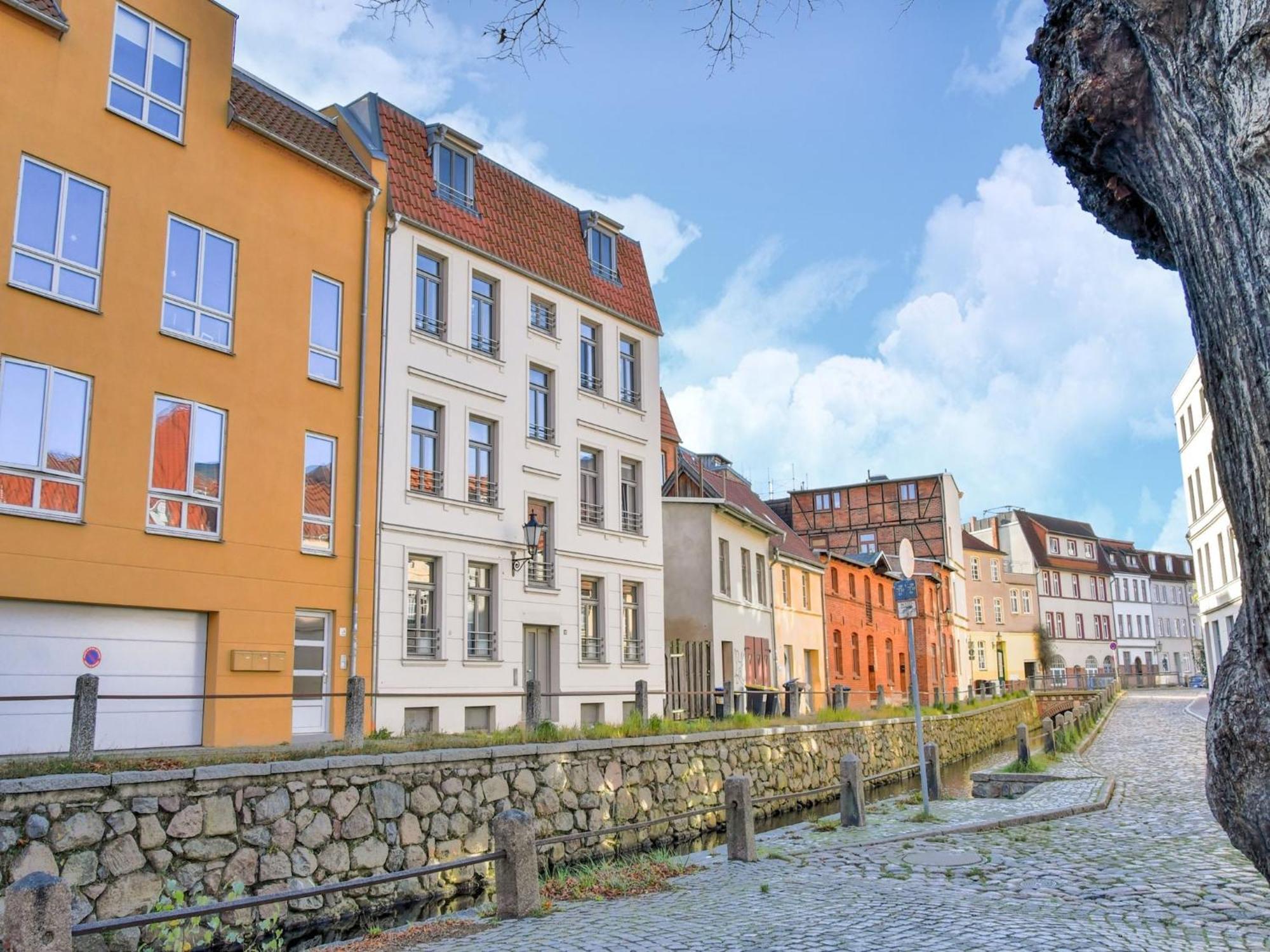 Modern Apartment In Wismar With Private Terrace Dış mekan fotoğraf