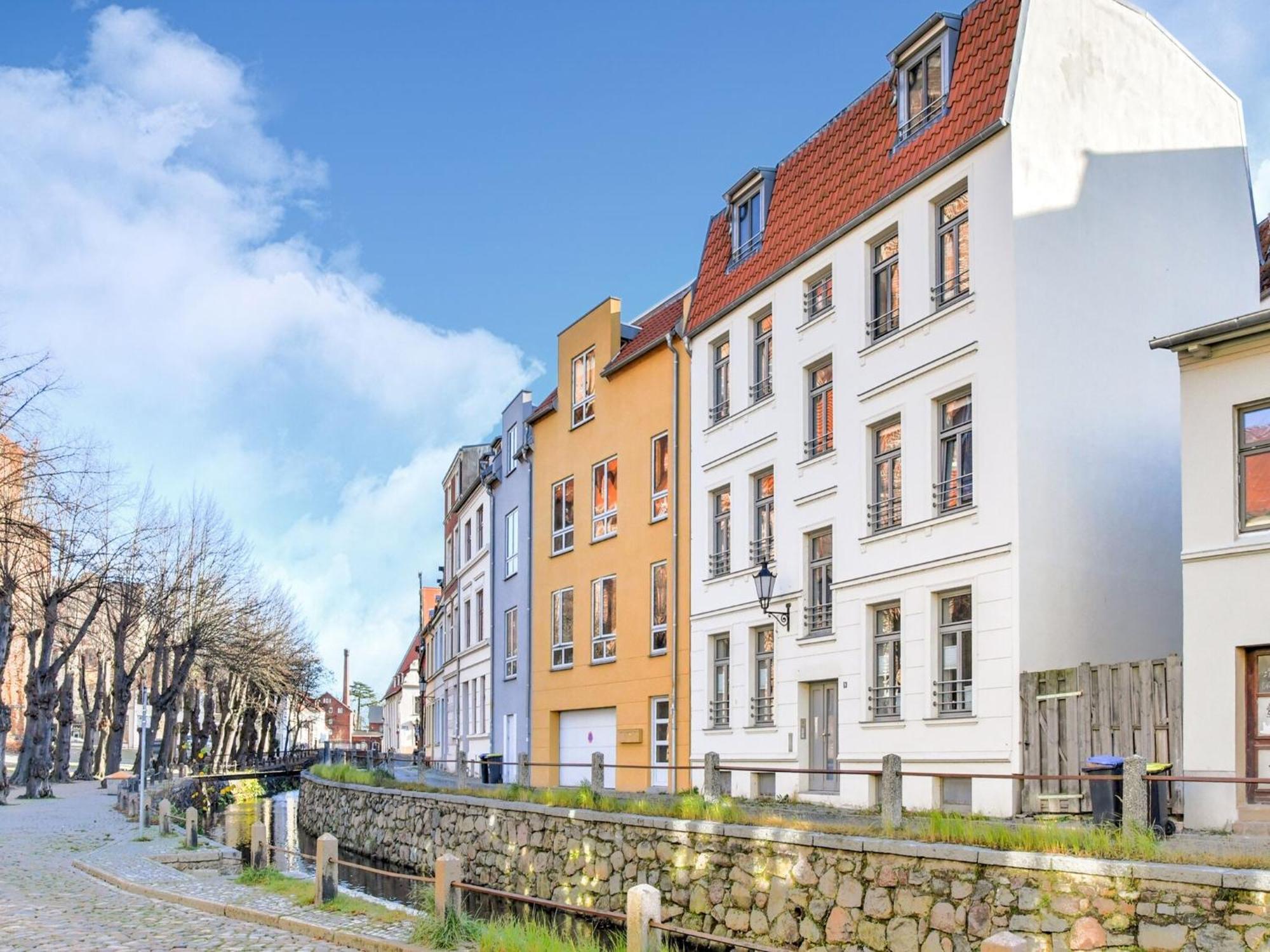 Modern Apartment In Wismar With Private Terrace Dış mekan fotoğraf